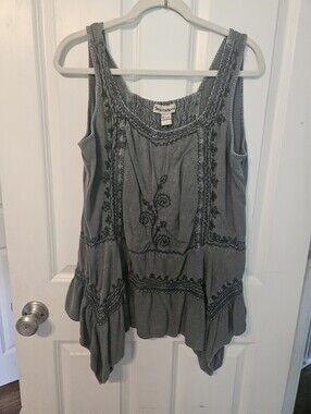 Seven7 Gray Embroidered Ruffled Tank Top